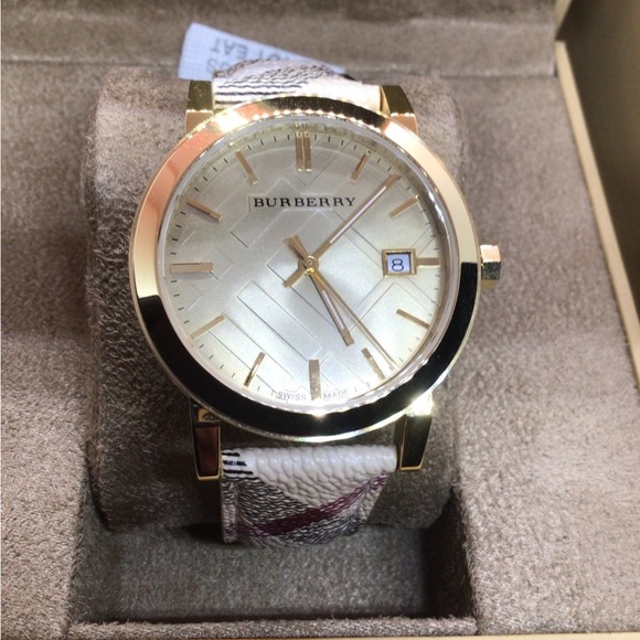 BURBERRY,  UNISEX, Gold City Exaggerated Check Watch BU9026 - Picture 6 of 13